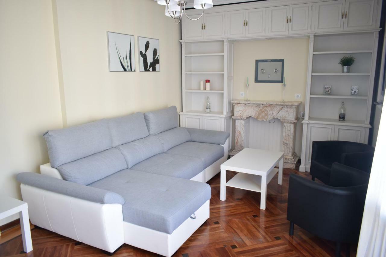 Espacios Blanco Santiago - Con Parking. Apartment Valladolid Exterior photo